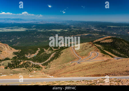 Pikes Peak ist der höchste Gipfel der südlichen Front Range der Rocky Mountains. Die ultra-prominente fourteener ist in Pike National Forest entfernt Stockfoto