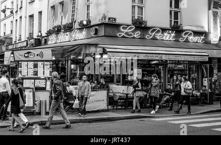 Kleine Restaurants im Quartier Latin von Paris - Paris/Frankreich - 24. SEPTEMBER 2017 Stockfoto