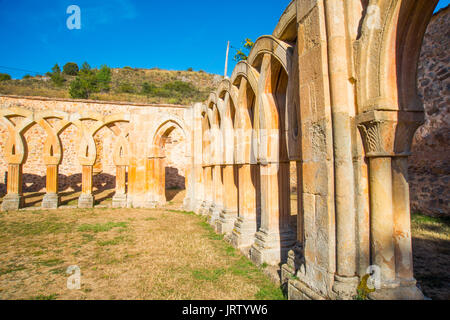 Romanischen Kreuzgang. San Juan de Duero Kloster, Soria, Spanien. Stockfoto