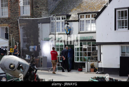 Martin Clunes auf Filmaufnahmen Doc Martin Stockfoto