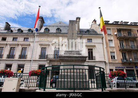 Die Banque de France Gebäude in Saint-Claude, Franche-Comté, Jura, (Frankreich) Stockfoto