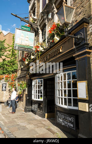 The Prospect of Whitby - ein historisches öffentliches Haus am Ufer der Themse in Wapping, Tower Hamlets, London, E1, England, GROSSBRITANNIEN Stockfoto