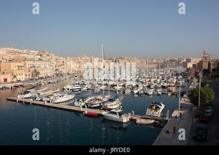 Grand Harbour Yacht Marina, Portomaso, Malta Stockfoto