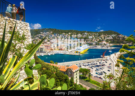 Korsika Fähre in den Hafen von Nizza, Côte d'Azur, Frankreich, Europa. Stockfoto