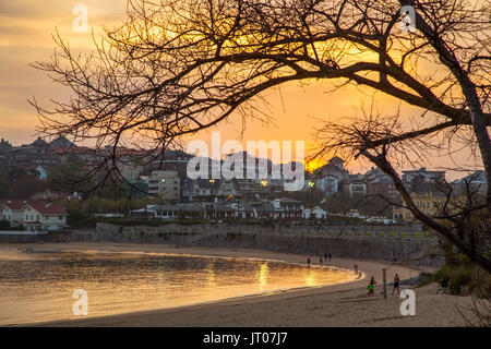 La Magdalena Strand bei Sonnenuntergang, Santander. Kantabrischen Meer. Kantabrien, Spanien. Europa Stockfoto