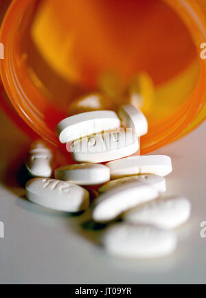 Zoloft 100 mg, Sertralin, wird vorgeschrieben, um Depression, Zwangsstörungen, Panikattacken, Angststörungen, posttraumatischen Stockfoto