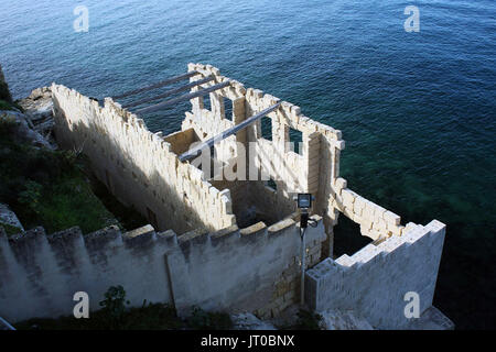 Vintage lokale Sandstein Kriegszeiten Strukturen in Malta Stockfoto