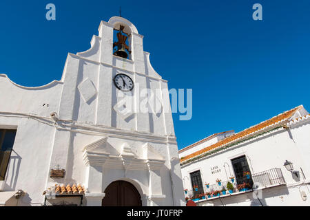Kirche von San Sebastian, typische weiße Dorf Mijas. Costa del Sol, Málaga Provinz. Andalusien, Süd Spanien Europa Stockfoto