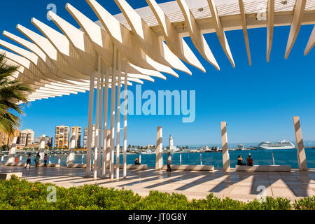 Muelle Uno, Dock ein. Promenade am Hafen. Málaga, Costa del Sol. Andalusien, Süd Spanien Europa Stockfoto