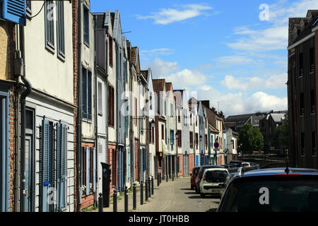 Bunte Häuser in der Rue d'Engoulvent gewinnt, Amiens, Somme, Hauts-de-France, Frankreich Stockfoto