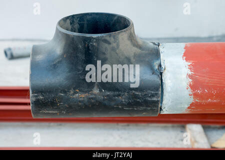 Schweißnaht an einem Rohr mit großem Durchmesser chromemolybdenum Stahl. Stockfoto