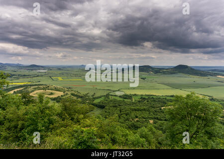 Blick über Zentrale Böhmisches Mittelgebirge von Rana, Tschechische Republik Stockfoto