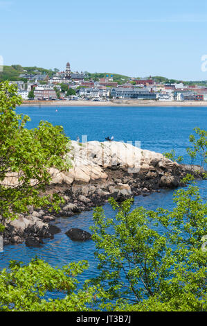 Die Gloucester City Waterfront von der Bühne Gabel Park gesehen. Gloucester Hafen, Cape Ann, Massachusetts. Stockfoto