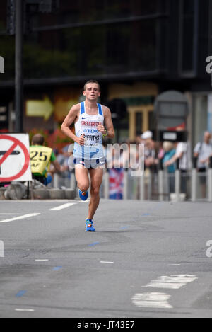 Josh Griffiths aus Großbritannien lief beim Marathon-Rennen der IAAF-Weltmeisterschaften 2017 in London Stockfoto