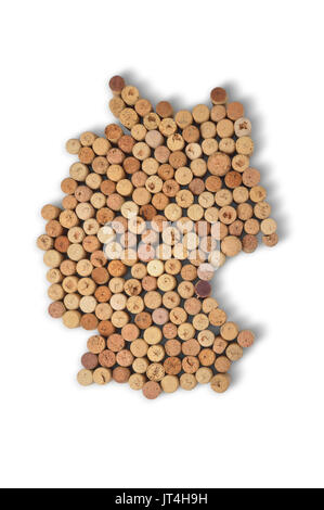 Wein erzeugenden Länder - Karten von Weinkorken. Karte von Deutschland auf weißem Hintergrund. Beschneidungspfad enthalten. Stockfoto