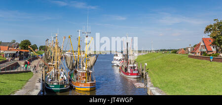 Panorama der historischen Hafen von Greetsiel, Deutschland Stockfoto