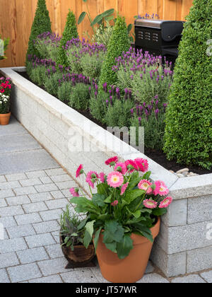 Gärtner Welt leben Tesco "Jedes Bisschen hilft" Garten von Owen Morgan, Mosaik Garten konzipiert Stockfoto