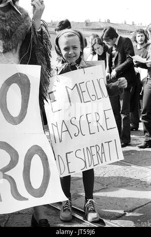 Mailand (Italien), 1976, eine Demonstration für die Rechte der Frauen und für die Verteidigung der Abtreibung Gesetz Stockfoto