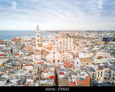 Panoramablick auf die Altstadt, Bari, Apulien, Italien Stockfoto