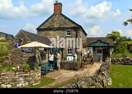 Eis und süßen Emporium im Tissington Dorf, Derbyshire Stockfoto