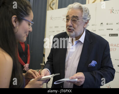 Spanische tenor Plácido Domingo und Italienische Sopranistin Anna Pirozzi eine Pressekonferenz 'Macbeth' der Oper von Giuseppe Verdi nach William Shakespeares Tragödie im Teatro Real bietet: Plácido Domingo Wo: Madrid, Spanien Wann: 07 Aug 2017 Quelle: Oscar Gonzalez/WENN.com präsentieren zu besuchen Stockfoto