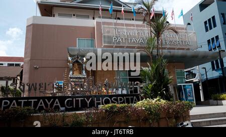 Festzelt an der Pattaya Kliniken Stadtkrankenhaus Gemeinschaft Organisation health care Soi Buakhao Pattaya Thailand Stockfoto