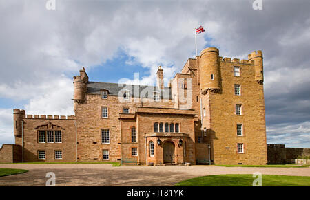 Schloss von Mey, eine Residenz der britischen königlichen Familie, in Thurso, Caithness, Schottland Stockfoto