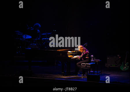 Liverpool, Großbritannien. 7. August 2017. Russisch-amerikanische Sängerin geboren, Regina Spektor, führt das vorletzte Konzert ihrer UK-Tour im Sommer. Die Tour stellt Ihren zweiten UK-Tour zur Unterstützung ihres Hochgelobten siebten Album "Denken Sie daran, uns zu leben". © Paul Warburton Stockfoto