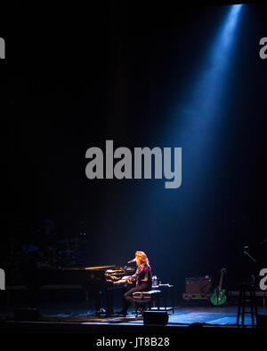 Liverpool, Großbritannien. 7. August 2017. Russisch-amerikanische Sängerin geboren, Regina Spektor, führt das vorletzte Konzert ihrer UK-Tour im Sommer. Die Tour stellt Ihren zweiten UK-Tour zur Unterstützung ihres Hochgelobten siebten Album "Denken Sie daran, uns zu leben". © Paul Warburton Stockfoto