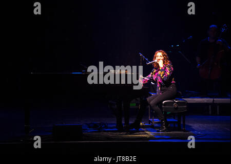 Liverpool, Großbritannien. 7. August 2017. Russisch-amerikanische Sängerin geboren, Regina Spektor, führt das vorletzte Konzert ihrer UK-Tour im Sommer. Die Tour stellt Ihren zweiten UK-Tour zur Unterstützung ihres Hochgelobten siebten Album "Denken Sie daran, uns zu leben". © Paul Warburton Stockfoto