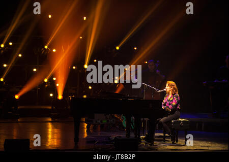 Liverpool, Großbritannien. 7. August 2017. Russisch-amerikanische Sängerin geboren, Regina Spektor, führt das vorletzte Konzert ihrer UK-Tour im Sommer. Die Tour stellt Ihren zweiten UK-Tour zur Unterstützung ihres Hochgelobten siebten Album "Denken Sie daran, uns zu leben". © Paul Warburton Stockfoto