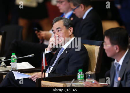 Manila, Philippinen. 7. August 2017. Chinese Foreign Minister Wang Yi (C) besucht das Regionalforum der Vereinigung Südostasiatischer Nationen (ASEAN) in Manila, Philippinen, am 7. August 2017. Bildnachweis: Rouelle Umali/Xinhua/Alamy Live-Nachrichten Stockfoto