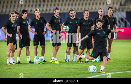 Skopje, Mazedonien. August 2017, Philipp II. Nationale Arena, Skopje, Mazedonien; 2017 Super UEFA Super Cup; Real Madrid gegen Manchester United; Pre Match Pressekonferenz und Training; Real Madrid Spieler während des Trainings vor dem Spiel Tag Credit: Nikola Krstic/Alamy leben Nachrichten Stockfoto