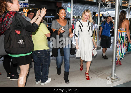 Florenz, Italien. 08 Aug, 2017. Die amerikanische Schauspielerin Naomi Watts wird gesehen im Florence Gould Hall Ankunft in New York am Dienstag, 08. (Foto: VANESSA CARVALHO/BRASILIEN FOTO PRESSE) Credit: Brasilien Foto Presse/Alamy leben Nachrichten Stockfoto