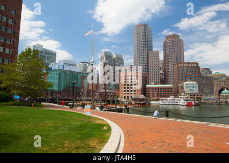 Boston, Massachusetts, USA - Juli 15,2016: The Roseway Schoner im Hafen von Boston. Es ist ein Schoner aus Holz Gaff rigged startete am 24. November 1925 in E Stockfoto