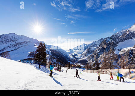 Skigebiet Courmayeur, Aosta-Tal, Italienische Alpen, Italien, Europa Stockfoto