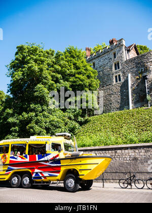 Windsor Duck Tours, Schloss Windsor, Windsor, Berkshire, England Stockfoto