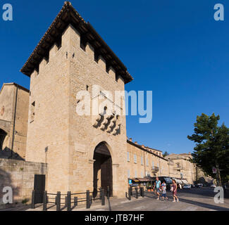 Republik San Marino. Porta San Francesco, das Tor von St. Francis, auch Porta del Loco bekannt. Eingang in die Stadt von San Marino. Stockfoto