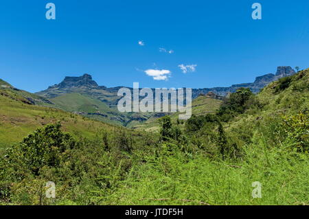 Verschiedenen Rock in Drakensberg mountain gebildet, Südafrika Stockfoto