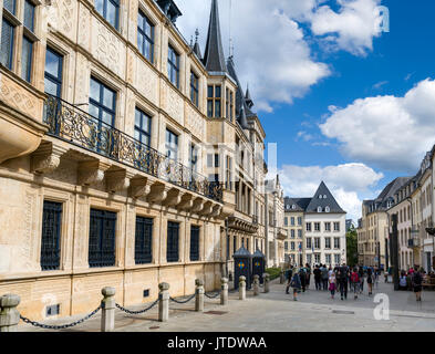 Großherzogliche Palais (Palais Grand Ducal) in der alten Stadt (Ville Haute), der Stadt Luxemburg, Luxemburg Stockfoto