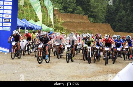 August 9, 2017 - China - Guizhou, China - 5. August 2017: (redaktionelle Verwendung. CHINA).. Die China Mountainbike Open 2017 in Pu gehalten' ist ein, im Südwesten Chinas Provinz Guizhou, August 5th, 2017. (Bild: © SIPA Asien über ZUMA Draht) Stockfoto