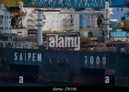 Die Saipem 7000 schweres Schiff. Credit: LEE RAMSDEN/ALAMY Stockfoto