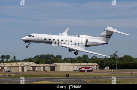 Gulfstream G-V-SP, N550GU Uhr Abfahrt Royal International Air Tattoo Stockfoto