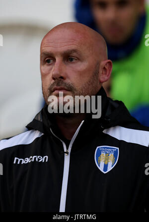 Colchester United Manager John McGreal während der carabao Schale, erste Runde an der Weston Wohnungen Gemeinschaft Stadium, Colchester. Stockfoto