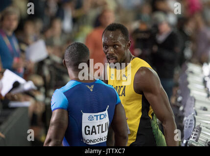 Usain Bolt Punkte starrt Justin Gatlin nach der Runde 1 Läufen von 100 m Während der Leichtathletik-WM TAG 1 an der Olympic Park, London, England am 4. August 2017. Foto von Andy Rowland. Stockfoto