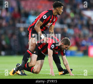 Bournemouth Dan Gosling und Tyrone Mings während der Vorsaison freundlich an der Vitalität Stadium, Bournemouth. Stockfoto