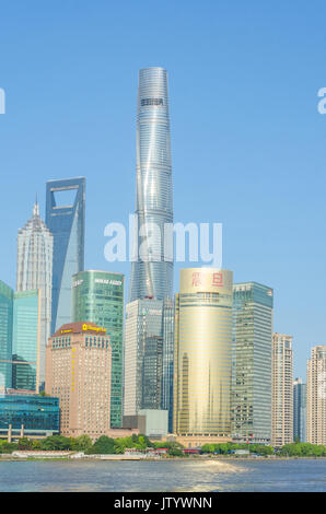 Wolkenkratzer in Pudong, Shanghai, China. Stockfoto