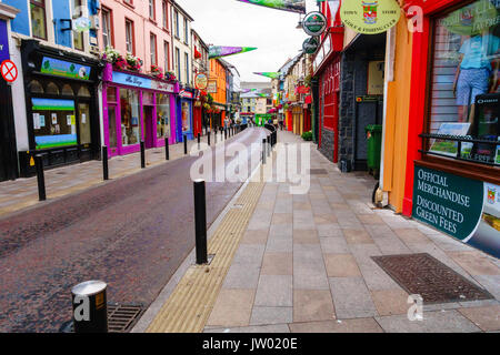 Blick entlang Plunkett Street Killarney County Kerry Irland. Juli 2017 Stockfoto