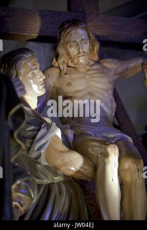 Abbildung der Bruderschaft Jesu in der Abstieg des Kreuzes während der Semana Santa, Linares, Andalusien, Spanien Stockfoto