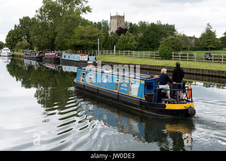 15-04 unterwegs auf der Gloucester & Schärfe Canal an Frampton auf Severn in Gloucestershire England Großbritannien Stockfoto